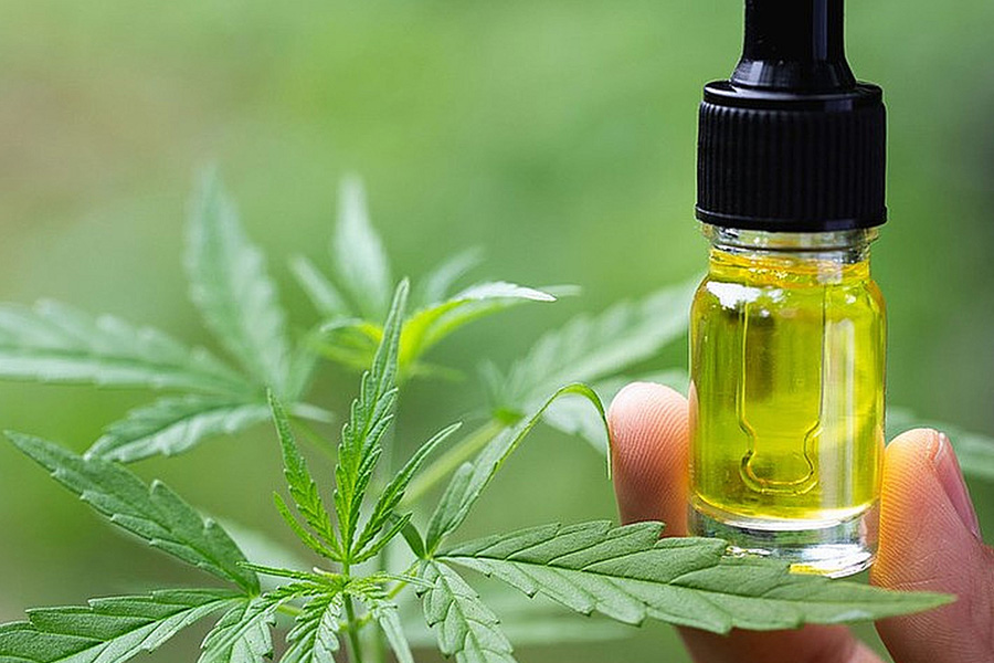 How does premium full spectrum CBD oil support natural wellness